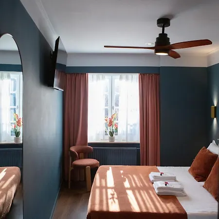 Gillis Eight By Romy&travis Hotel