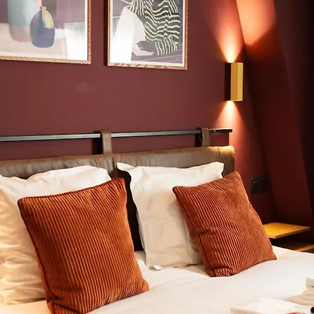 Hotel Gillis Eight By Romy&travis 2*