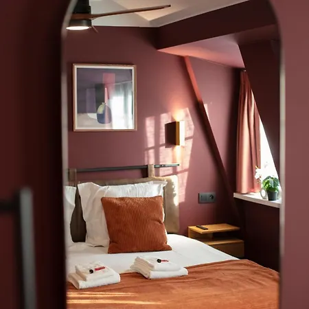 Gillis Eight By Romy&travis Hotel
